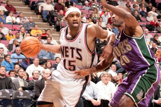 球员分别奔 球员分别奔